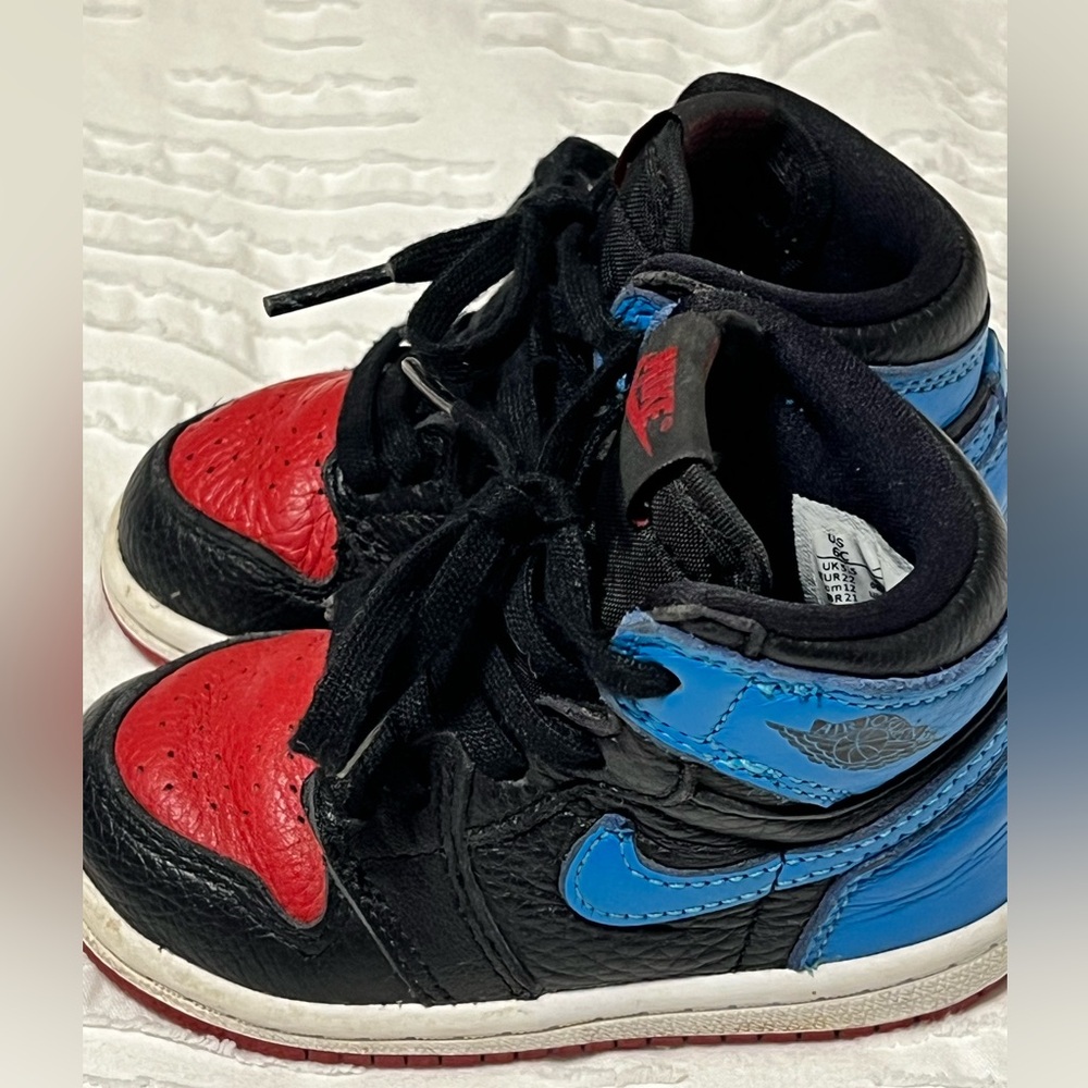 Nike Jordan 1 High OG 6C Toddlers Red, Black Blue 2019 Sneakers with Box - EUC